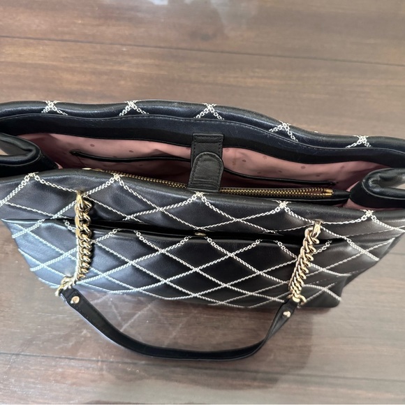 Kate Spade - Emerson Place Phoebe Black Quilted Shoulder Bag - Rare - Picture 4 of 9
